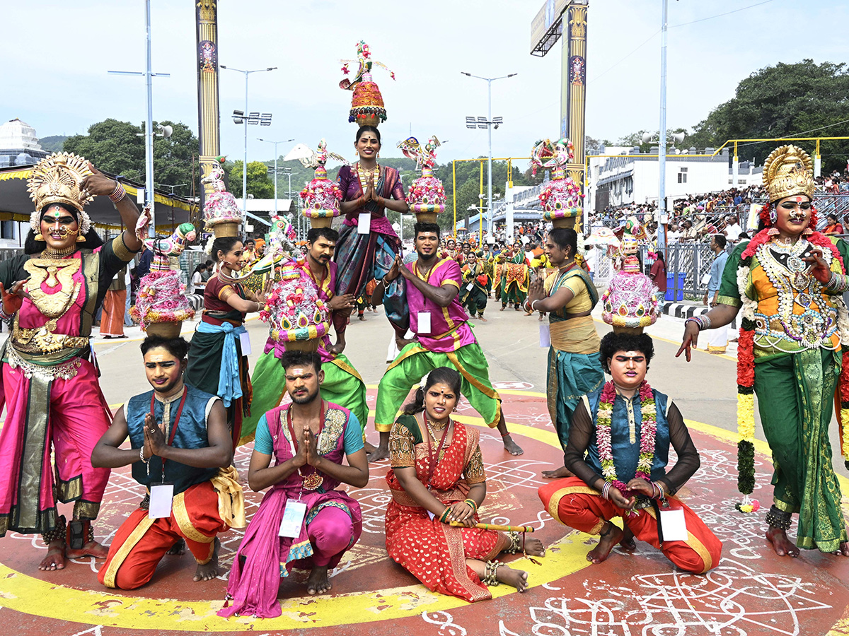 Tirumala Brahmotsavam Devotees on Surya Prabha Vahanam10