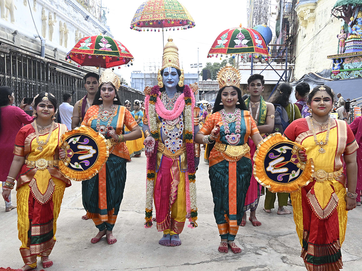 Tirumala Brahmotsavam Devotees on Surya Prabha Vahanam16