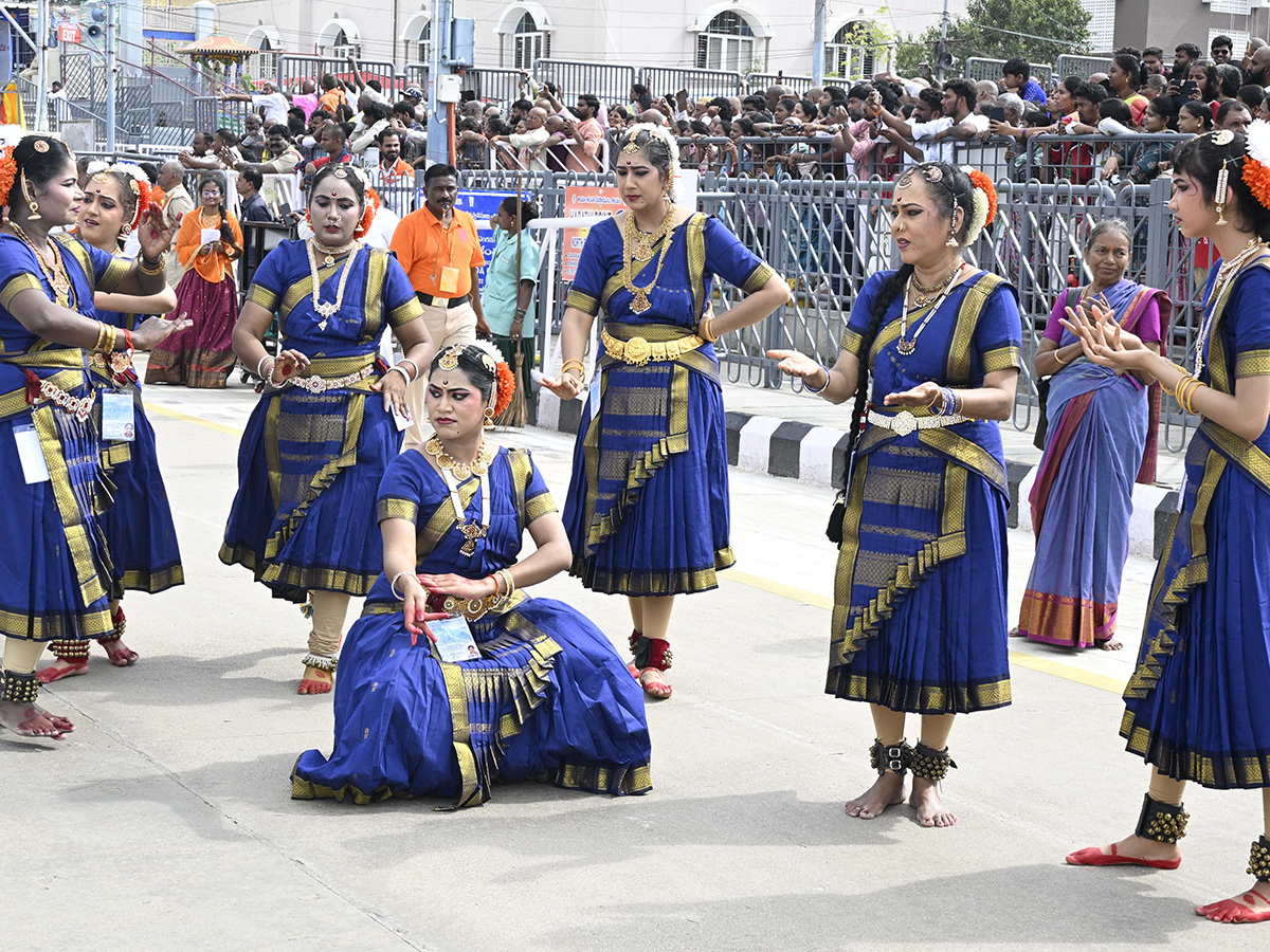Tirumala Brahmotsavam Devotees on Surya Prabha Vahanam23