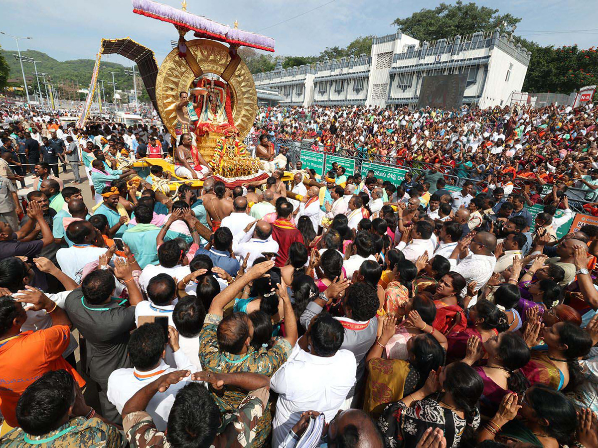 Tirumala Brahmotsavam Devotees on Surya Prabha Vahanam26