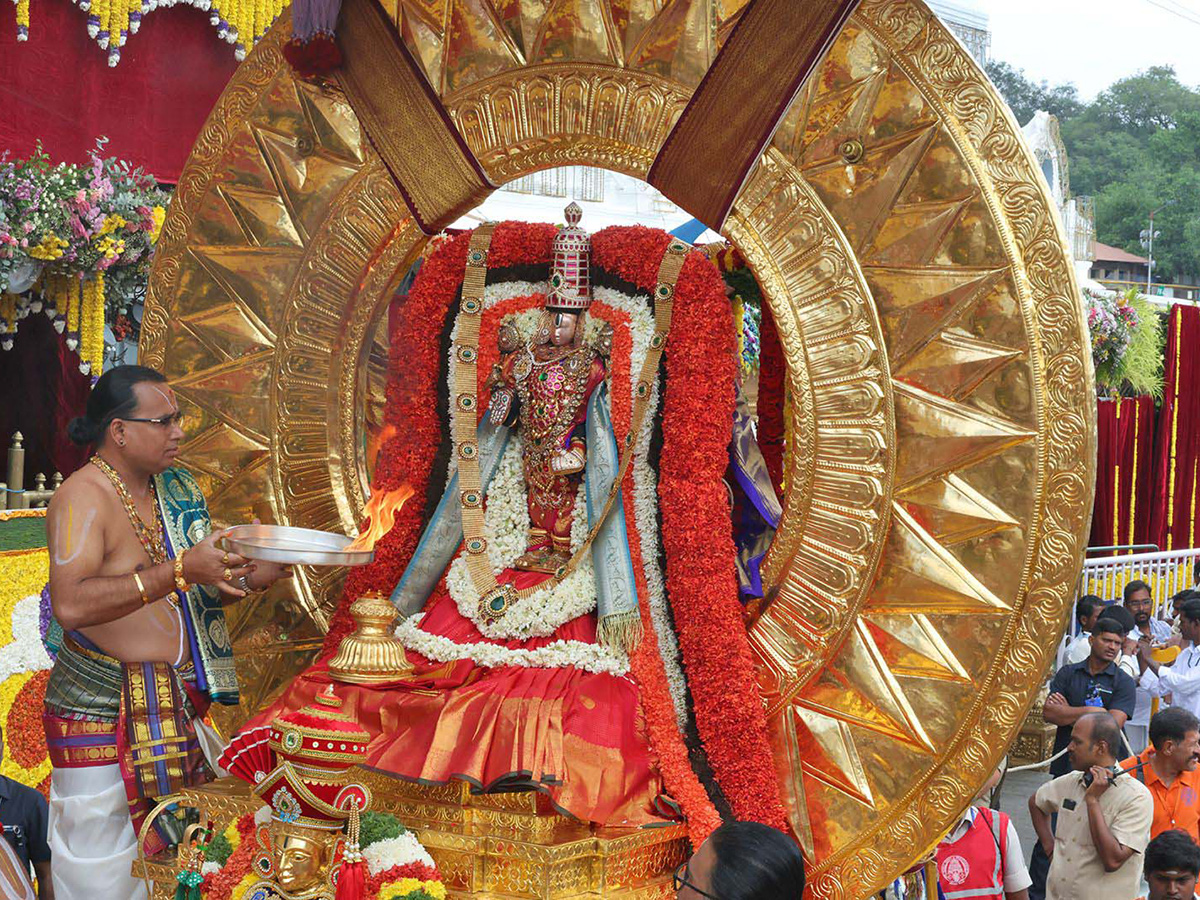 Tirumala Brahmotsavam Devotees on Surya Prabha Vahanam5