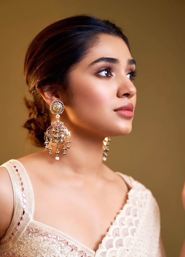 Actress Krithi Shetty Birthday Special Photos Viral22