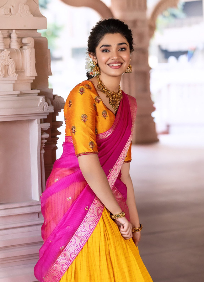 Actress Krithi Shetty Birthday Special Photos Viral7