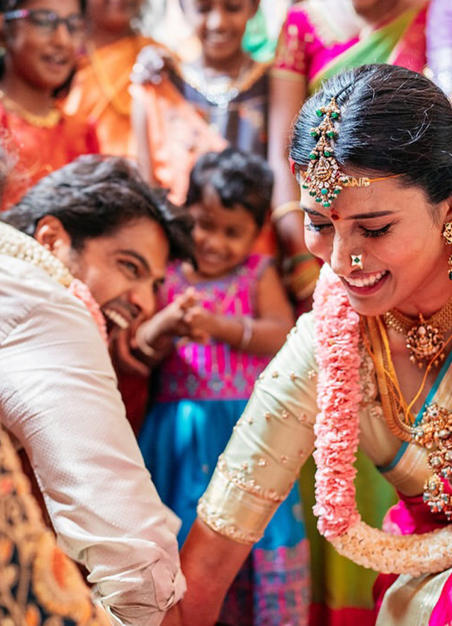 Have You Seen Bigg Boss Contestant Thrigun Family Photos9