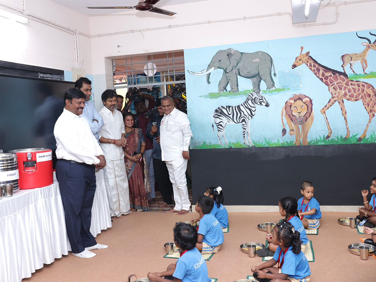 CM Vijay Perunthalaivar Kamarajar Morning Meal Scheme HD Photos11