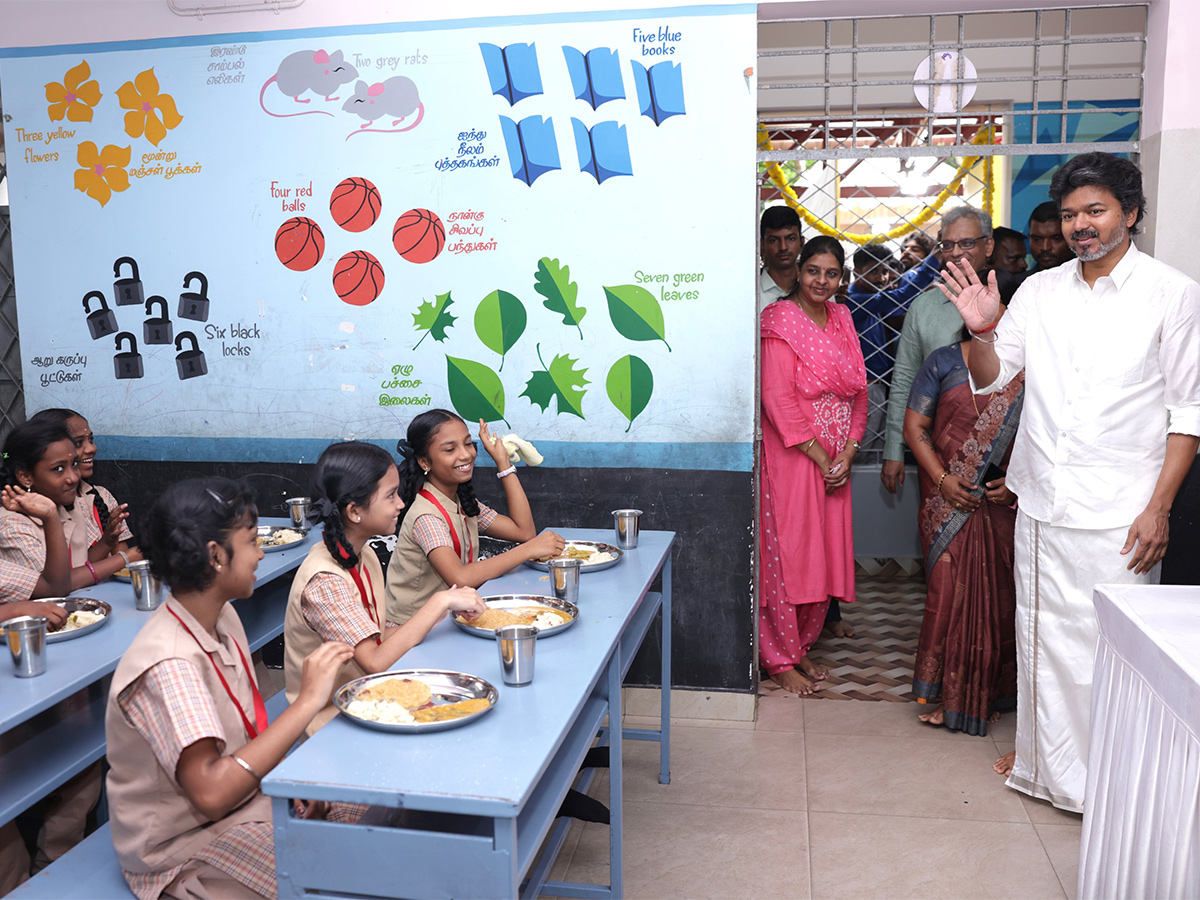 CM Vijay Perunthalaivar Kamarajar Morning Meal Scheme HD Photos15