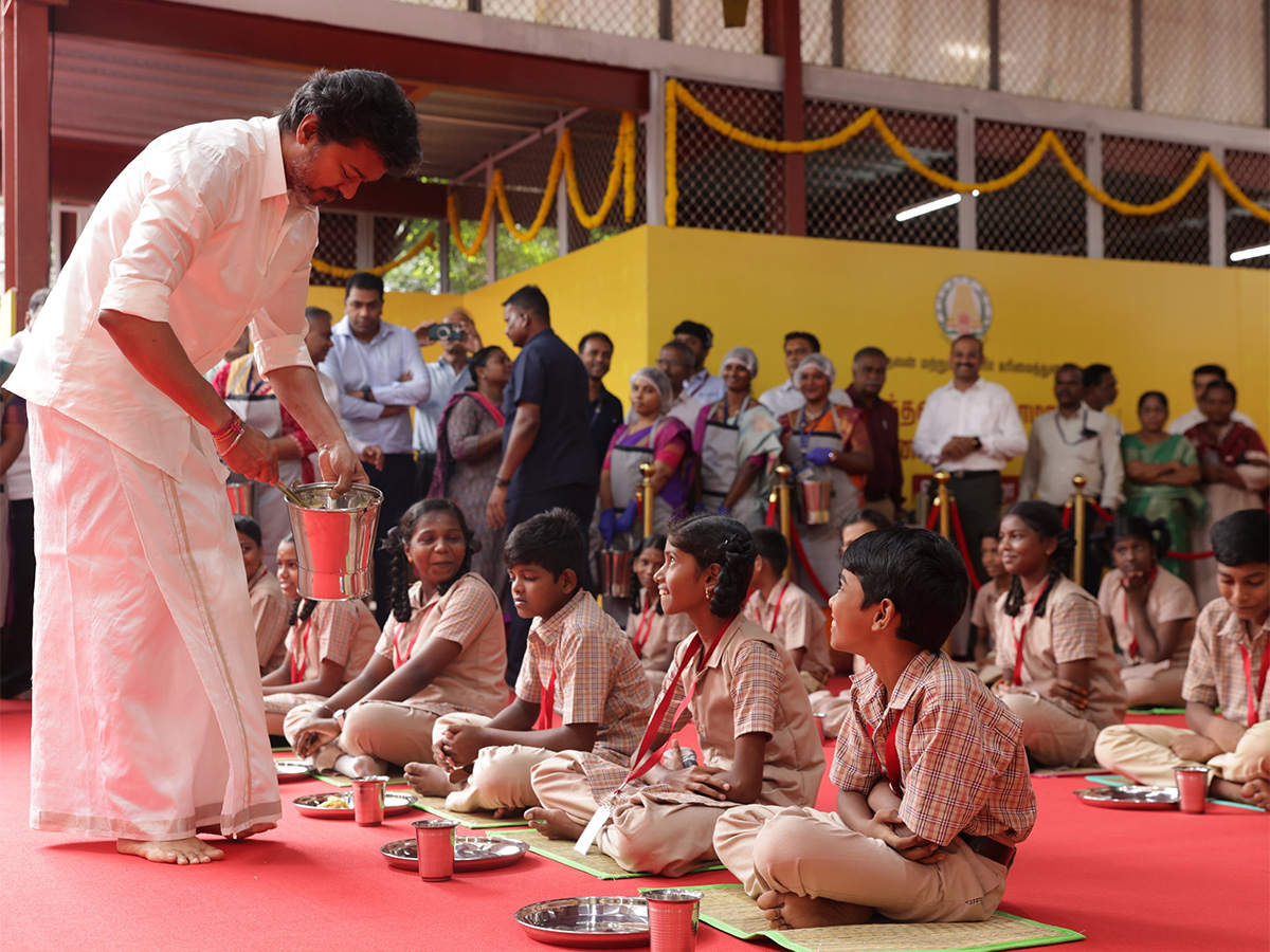 CM Vijay Perunthalaivar Kamarajar Morning Meal Scheme HD Photos20