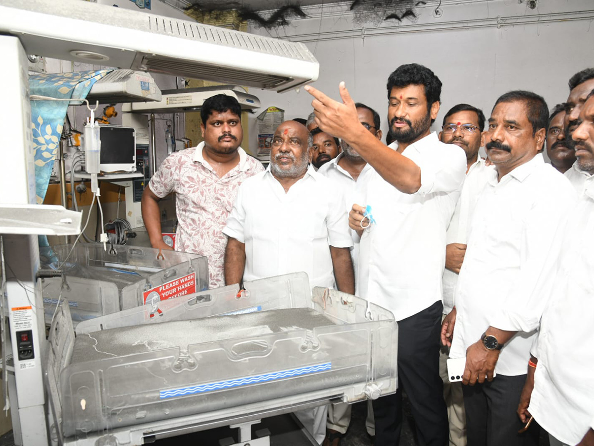 Fire Breaks Out at Adilabad RIMS Hospital HD Photos10