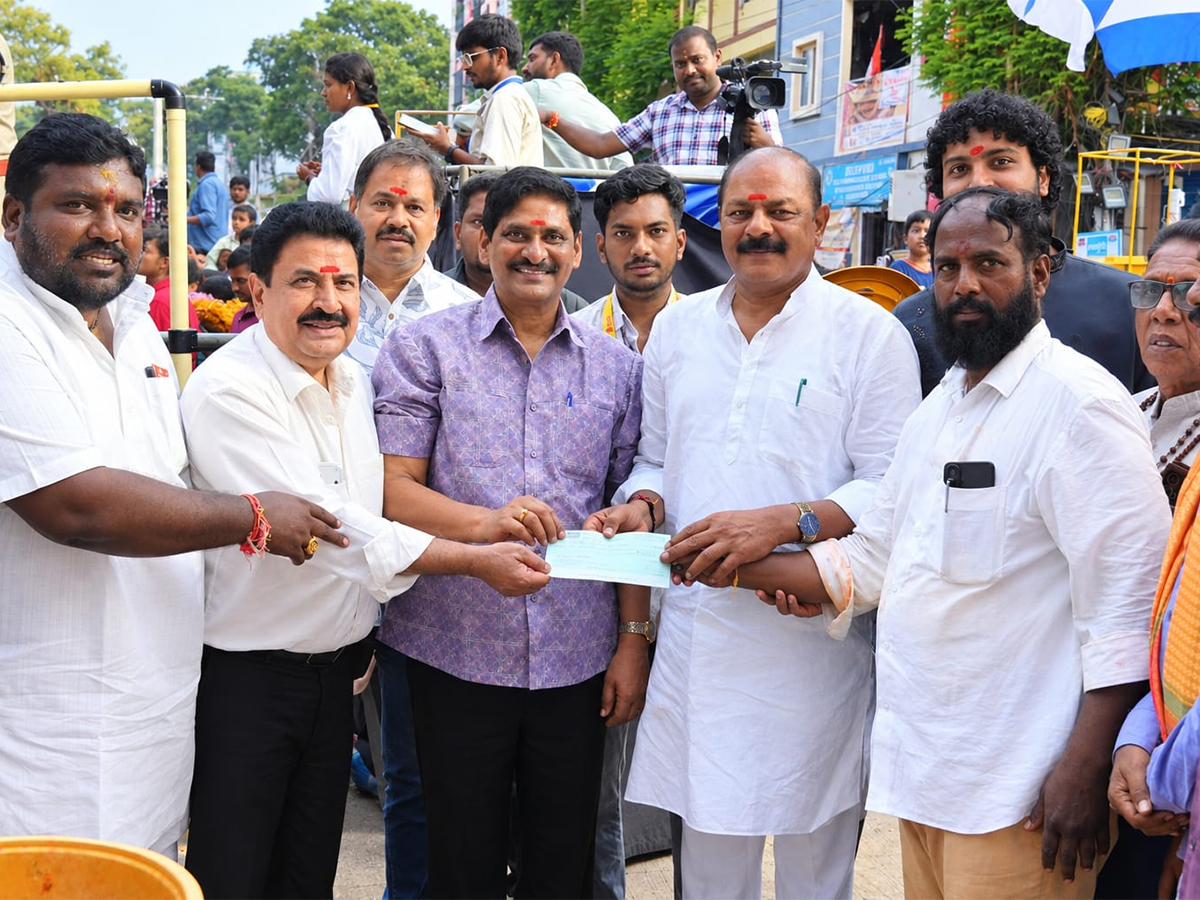 Vedavyas Movie Team In Khairatabad Ganesh 20262