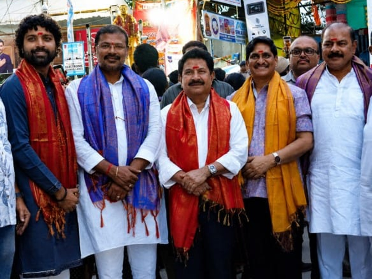 Vedavyas Movie Team In Khairatabad Ganesh 20264