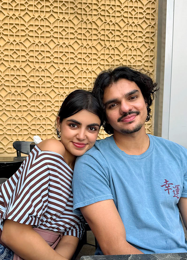 Grand Engagement Ceremony of Star Director Daughter Photos4