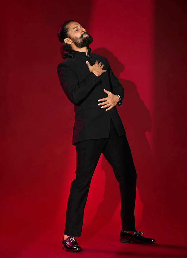 Nani’s Stylish Look from ‘The Paradise’ Photos6
