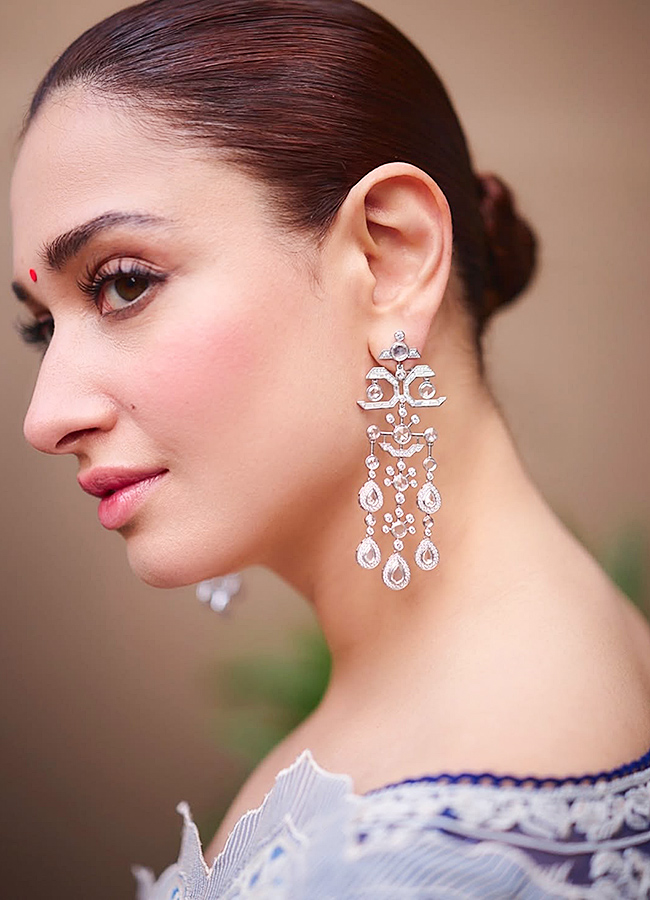 Tamannaah Bhatia Wore Torani Saree with Hand Painted Madhubani Dupatta2