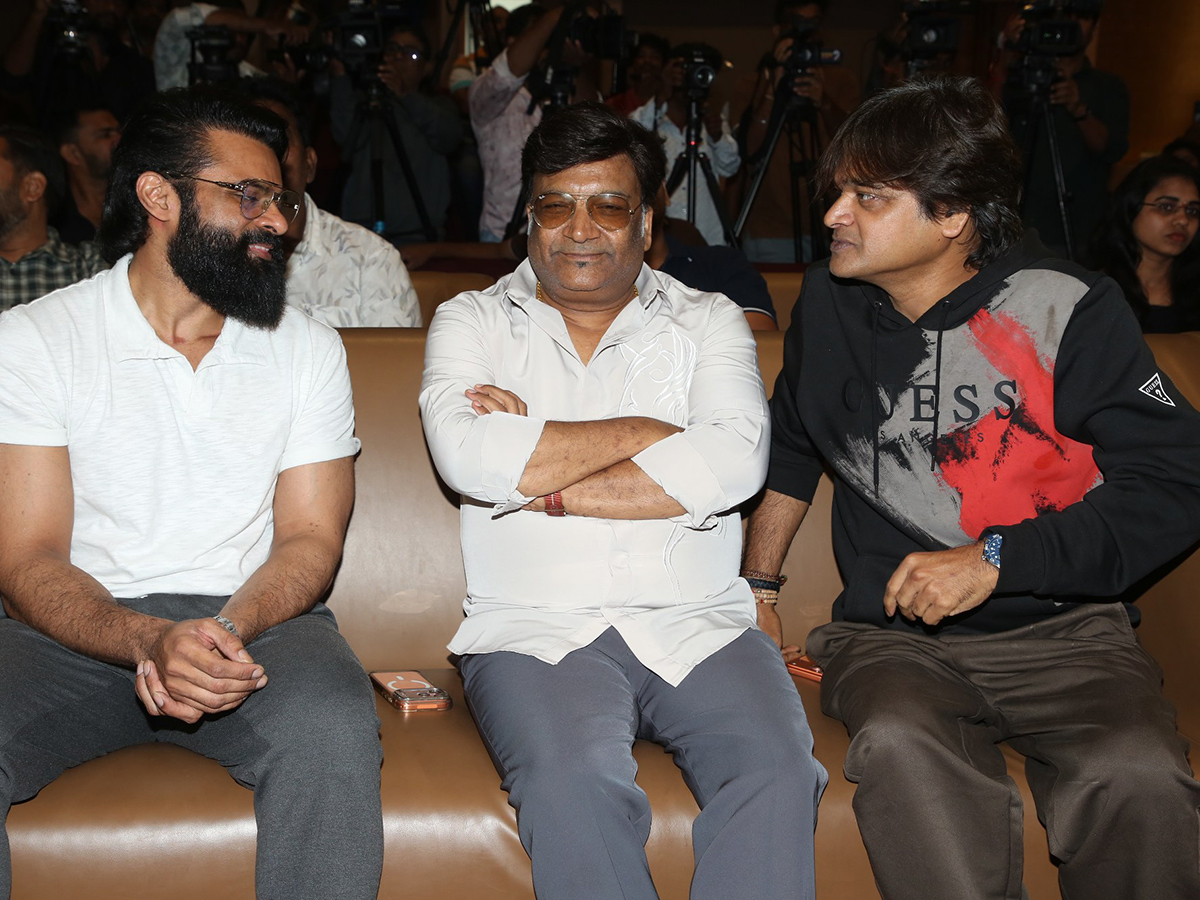 Thellakaagitham Movie Trailer Launch Event HD Photos11