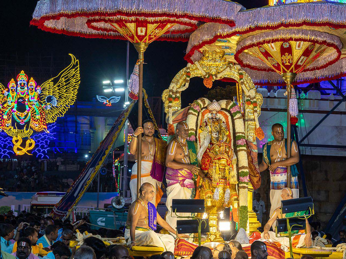 Tirumala : Aswa Vahana Seva At Salakatla Brahmotsavam Photos25