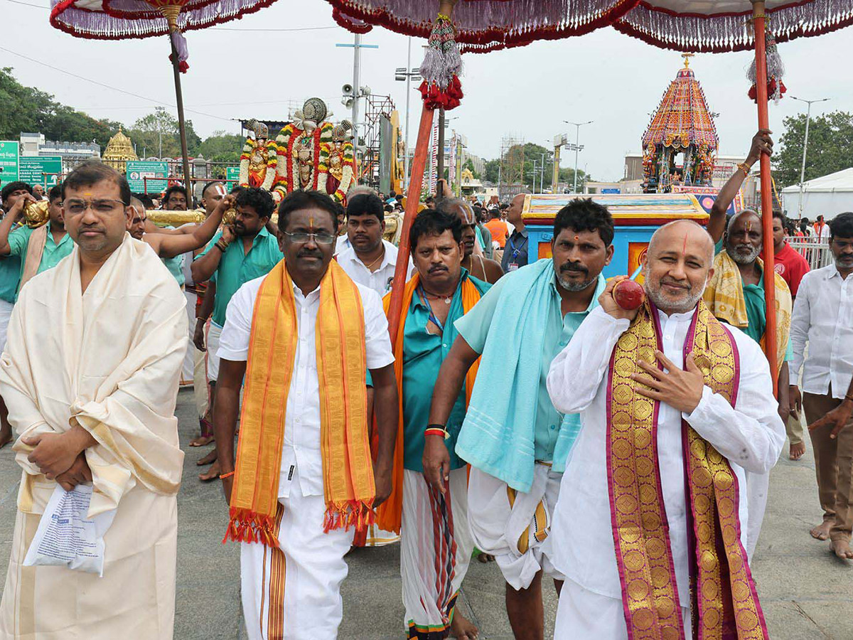 Tirumala Srivari Chakra Snanam Photos12