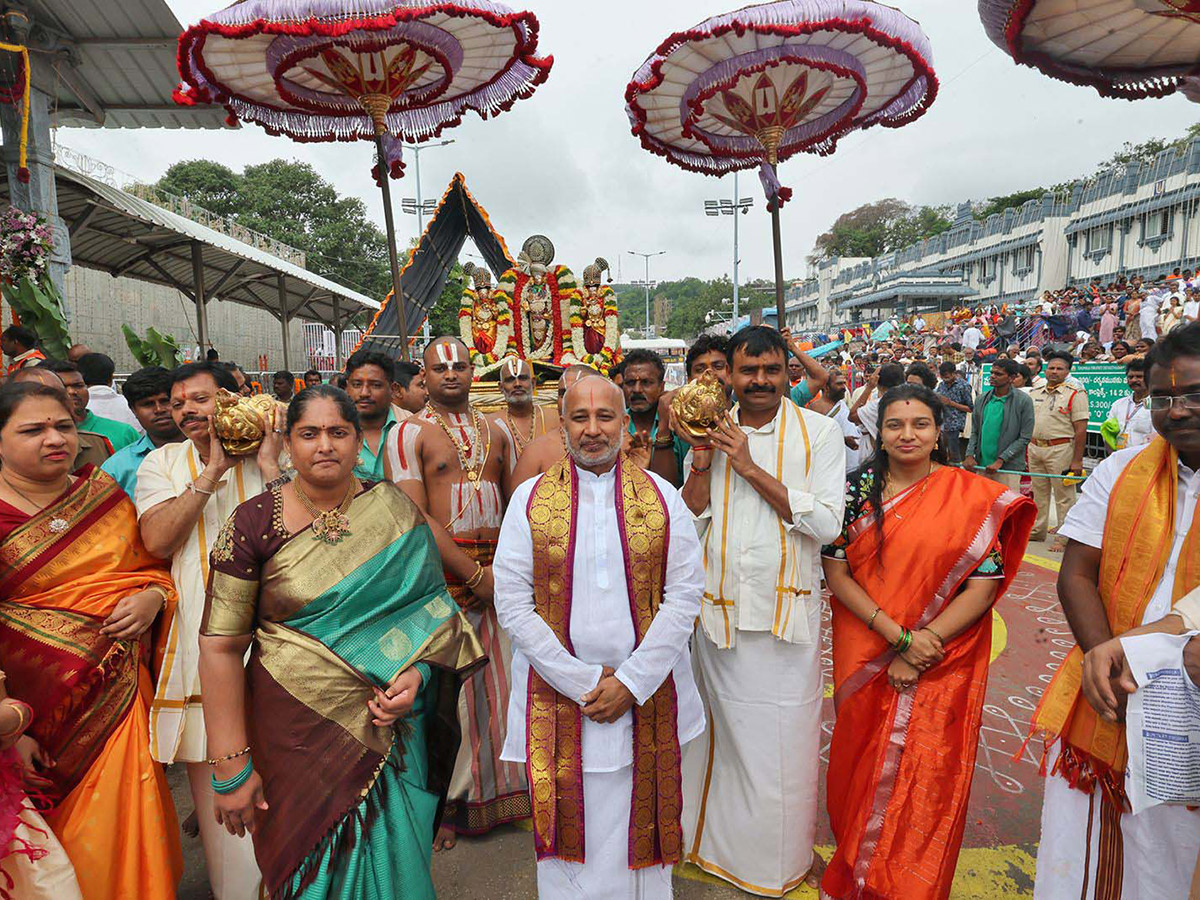 Tirumala Srivari Chakra Snanam Photos13