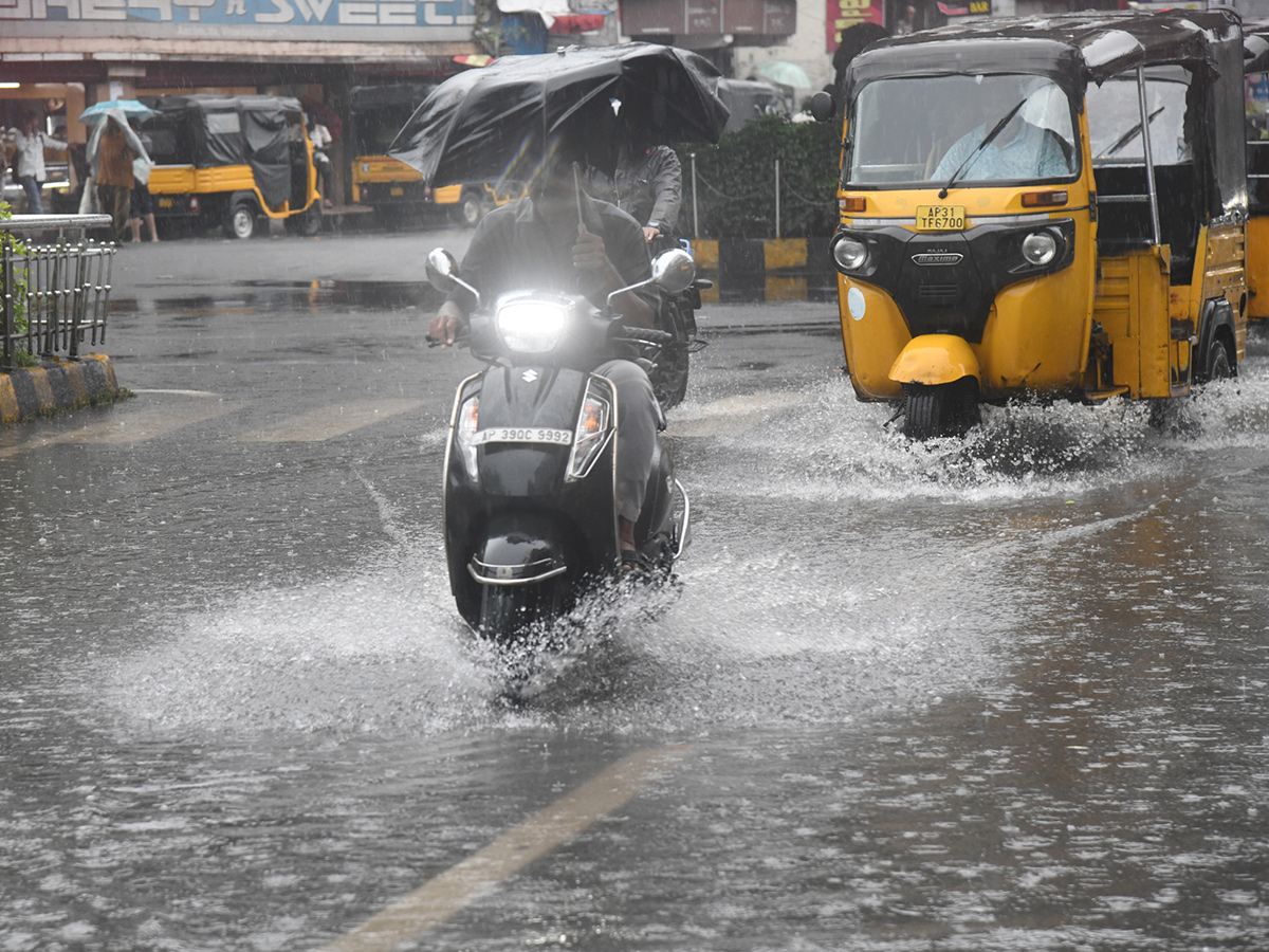 Heavy rainfall in Andhra Pradesh: Photos11