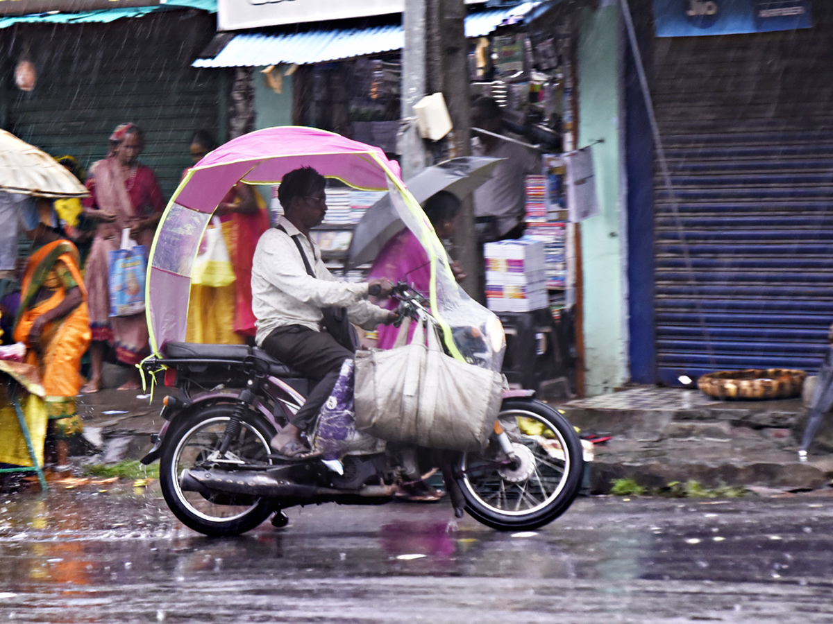 Heavy rainfall in Andhra Pradesh: Photos15