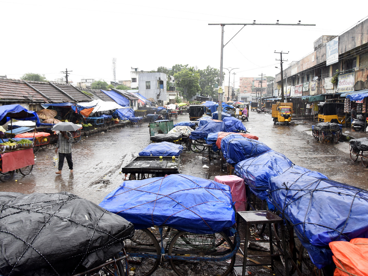 Heavy rainfall in Andhra Pradesh: Photos17