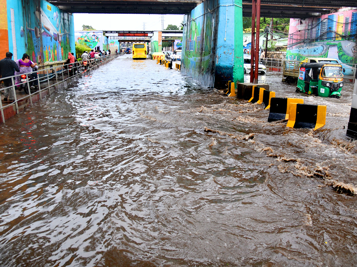 Heavy rainfall in Andhra Pradesh: Photos2