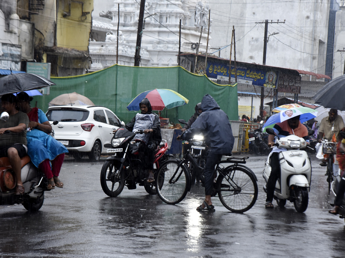 Heavy rainfall in Andhra Pradesh: Photos22