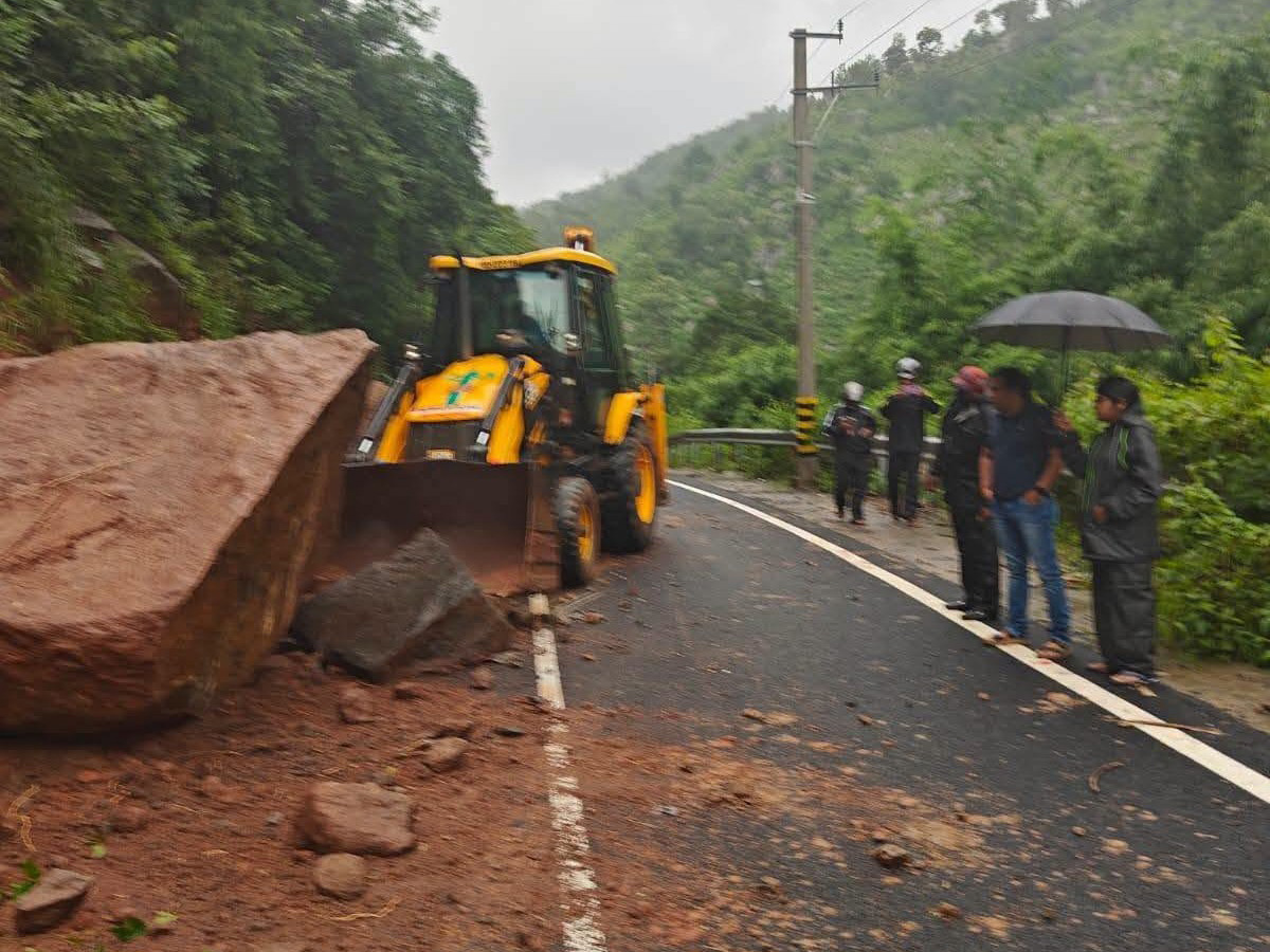 AP Weather : Uttarandhra Heavy Rains Updates17