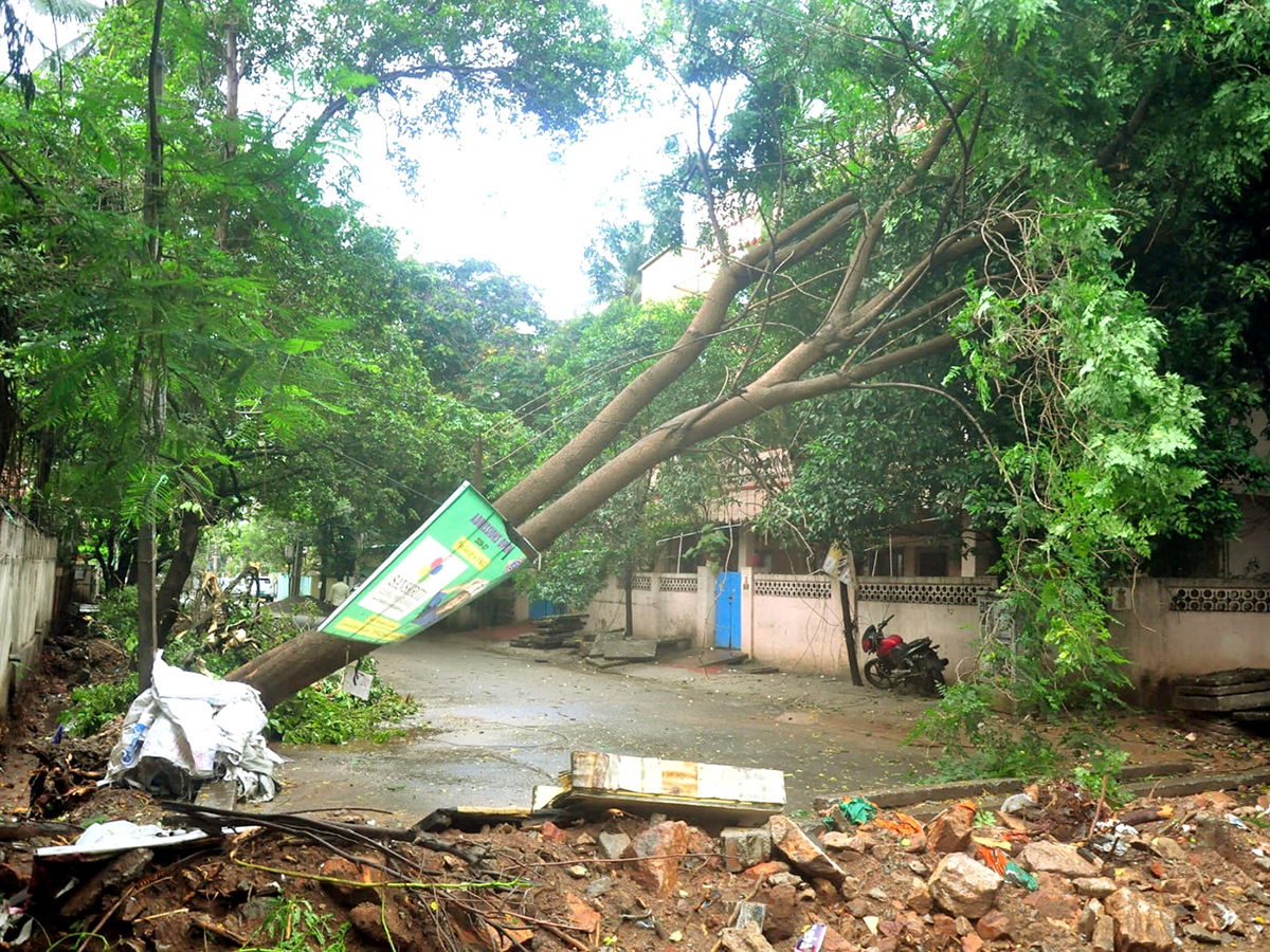 AP Weather : Uttarandhra Heavy Rains Updates38