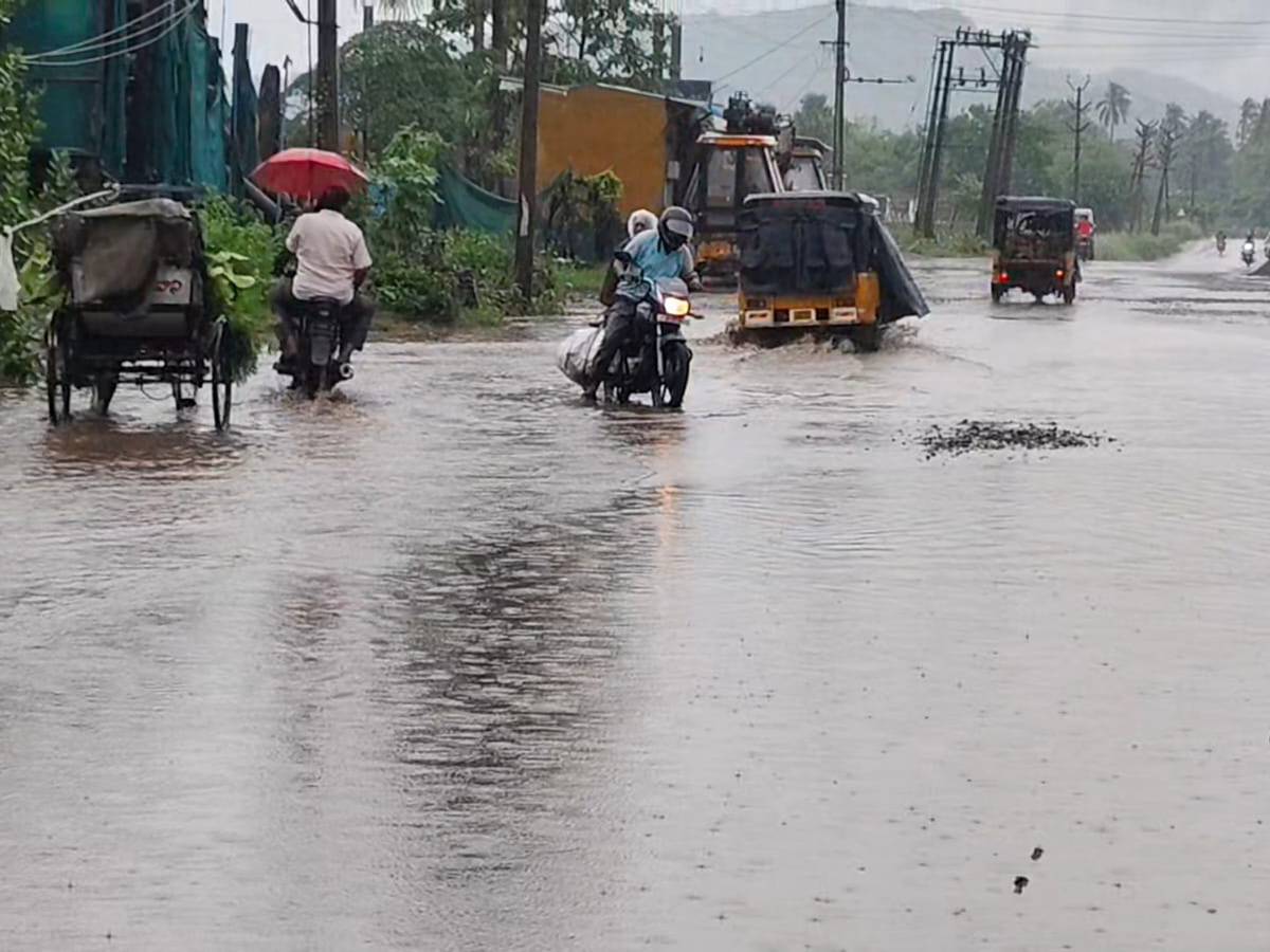 AP Weather : Uttarandhra Heavy Rains Updates8