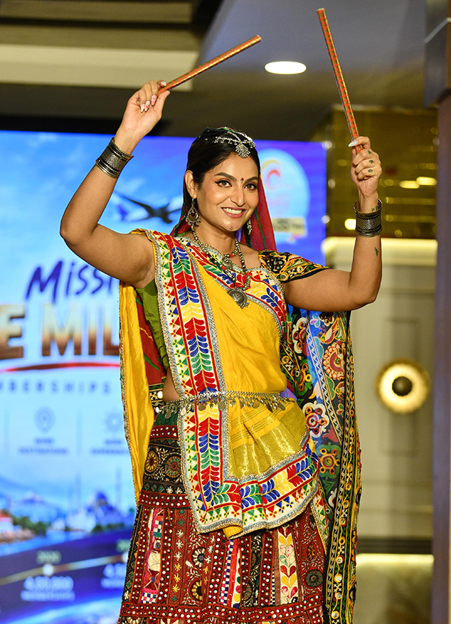 Country Club Unveils Navratri Bash 2026 Photos11
