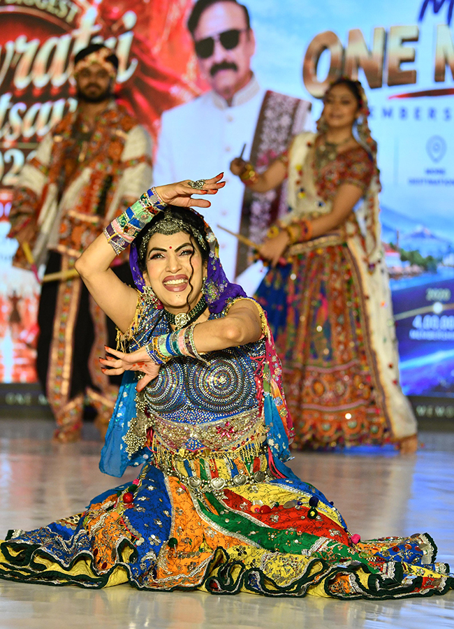 Country Club Unveils Navratri Bash 2026 Photos12
