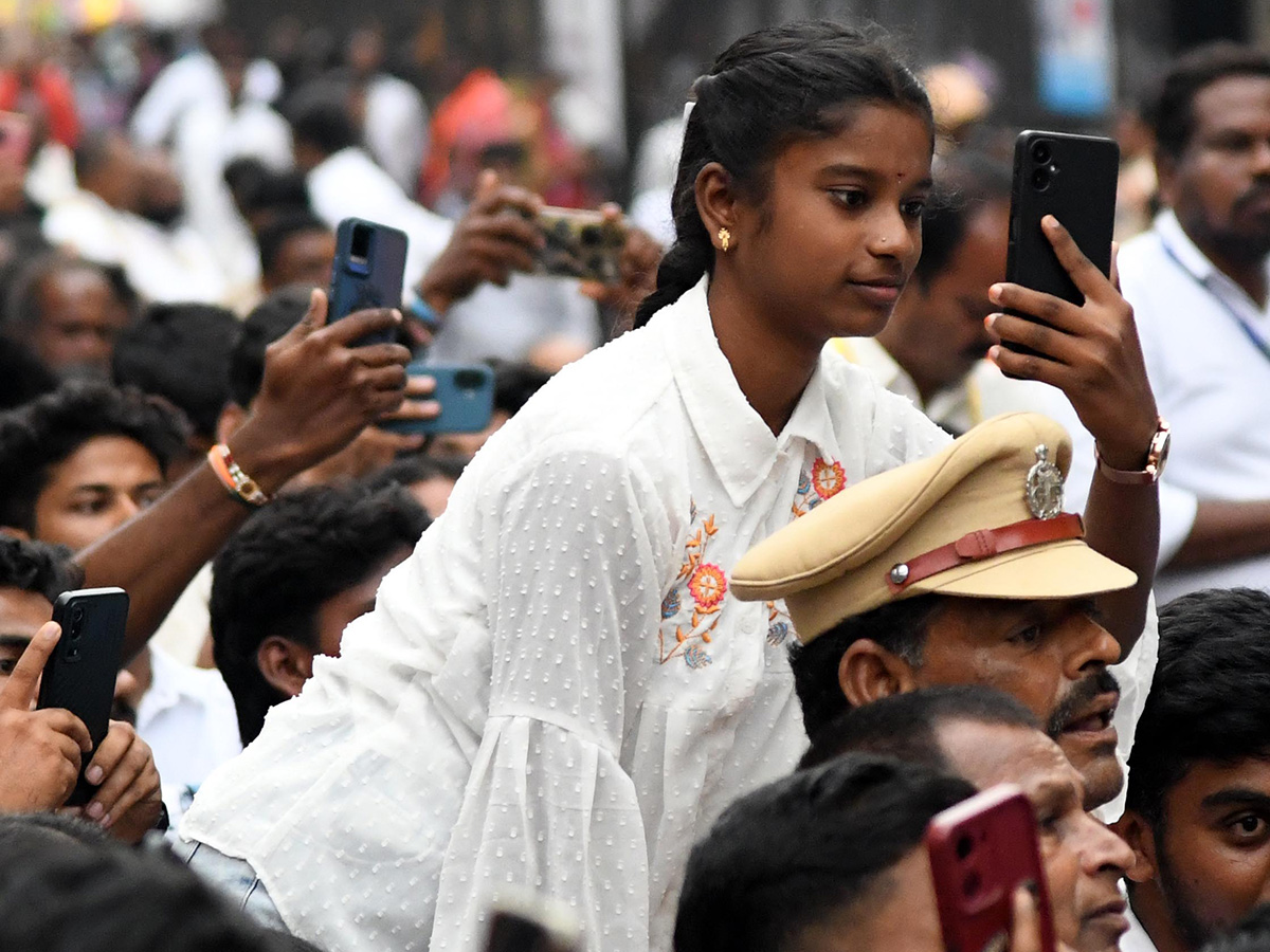 Khairatabad Ganesh Nimajjanam 2026 Photo Gallery18
