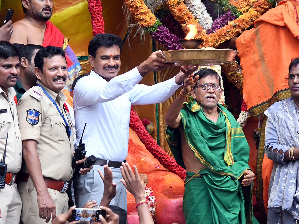 Khairatabad Ganesh Nimajjanam 2026 Photo Gallery19
