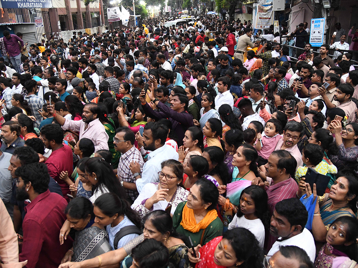 Khairatabad Ganesh Nimajjanam 2026 Photo Gallery5