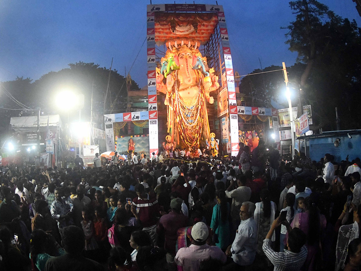 Khairatabad Ganesh Nimajjanam 2026 Photo Gallery7