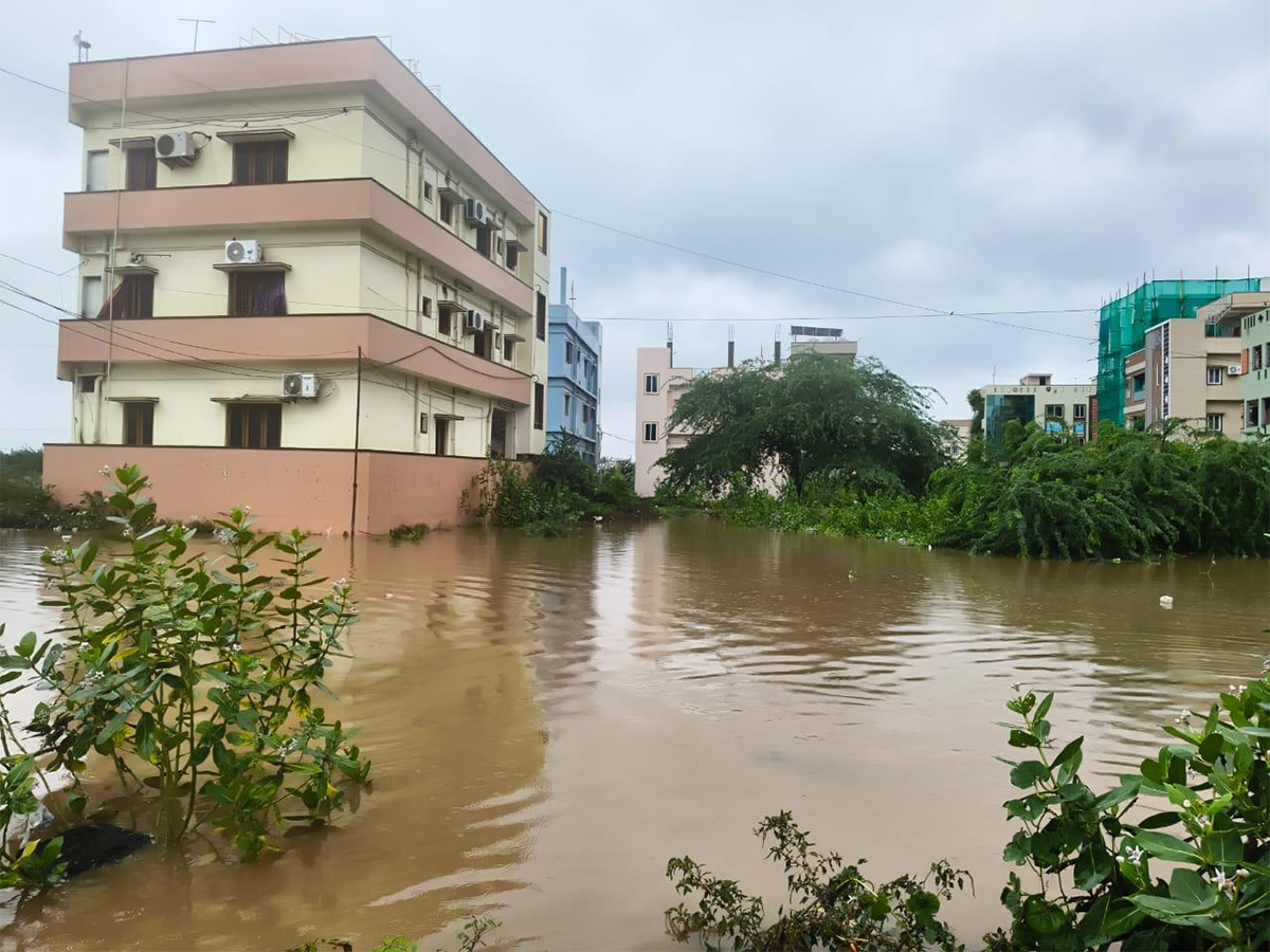 heavy rain in visakhapatnam today photos20