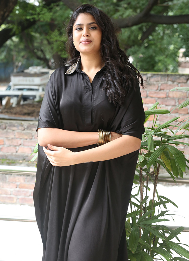 Actress Faria Abdullah Stills From SIGMA Movie Interview7
