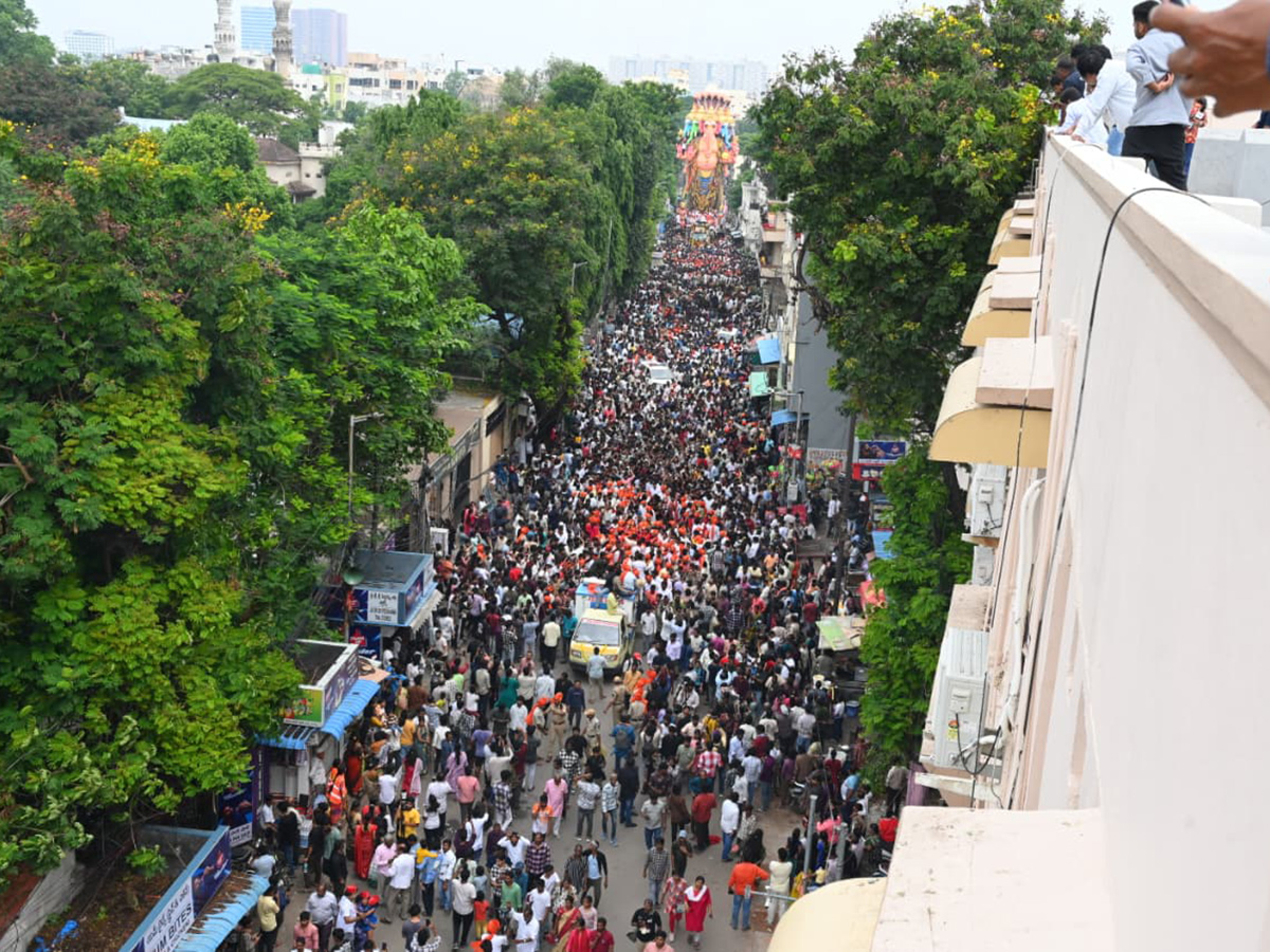 Khairatabad Ganesh Shobha Yatra 2026 HD Photos11