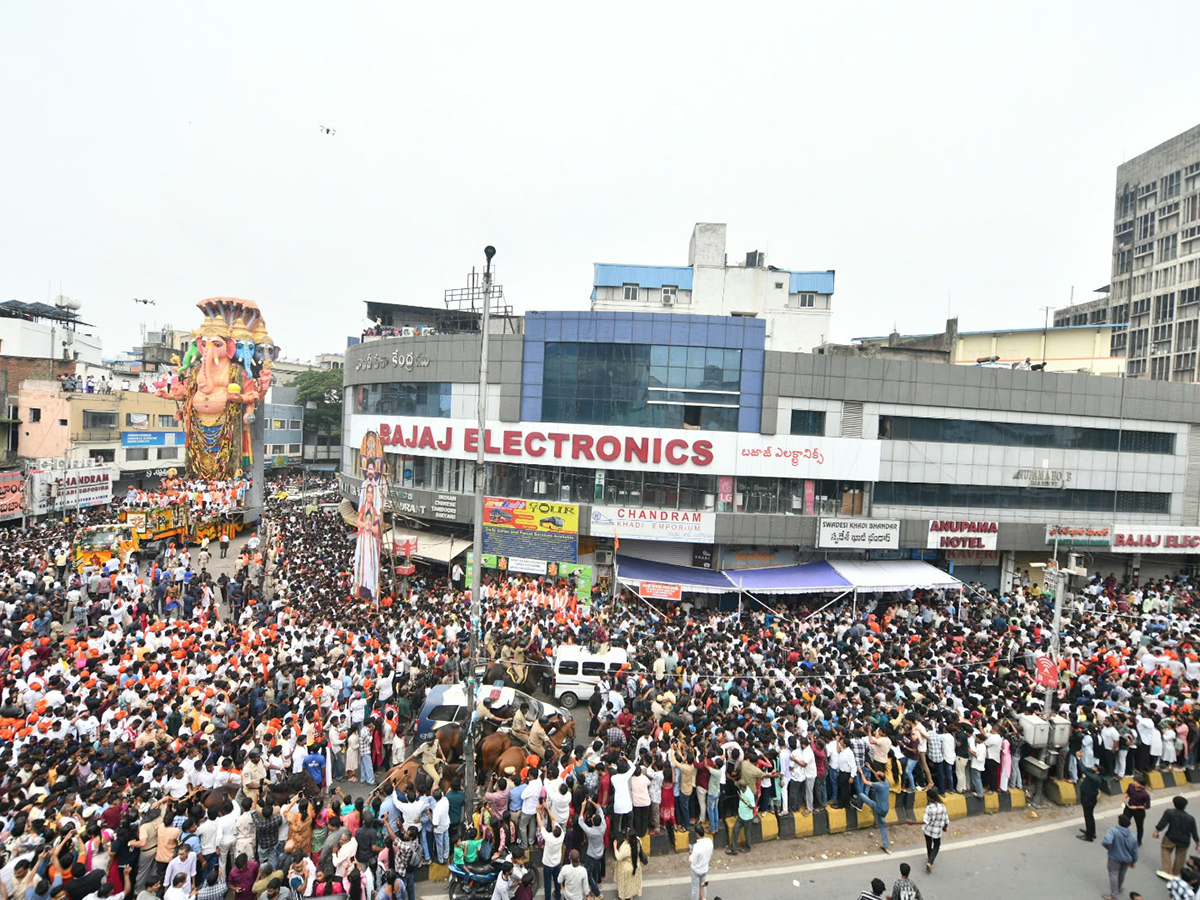 Khairatabad Ganesh Shobha Yatra 2026 HD Photos12