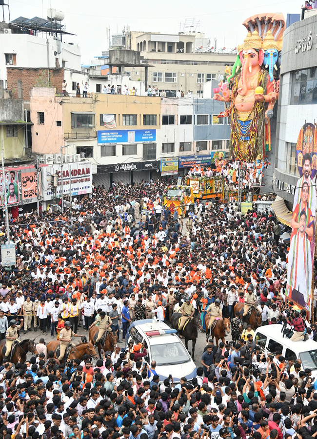 Khairatabad Ganesh Shobha Yatra 2026 HD Photos19