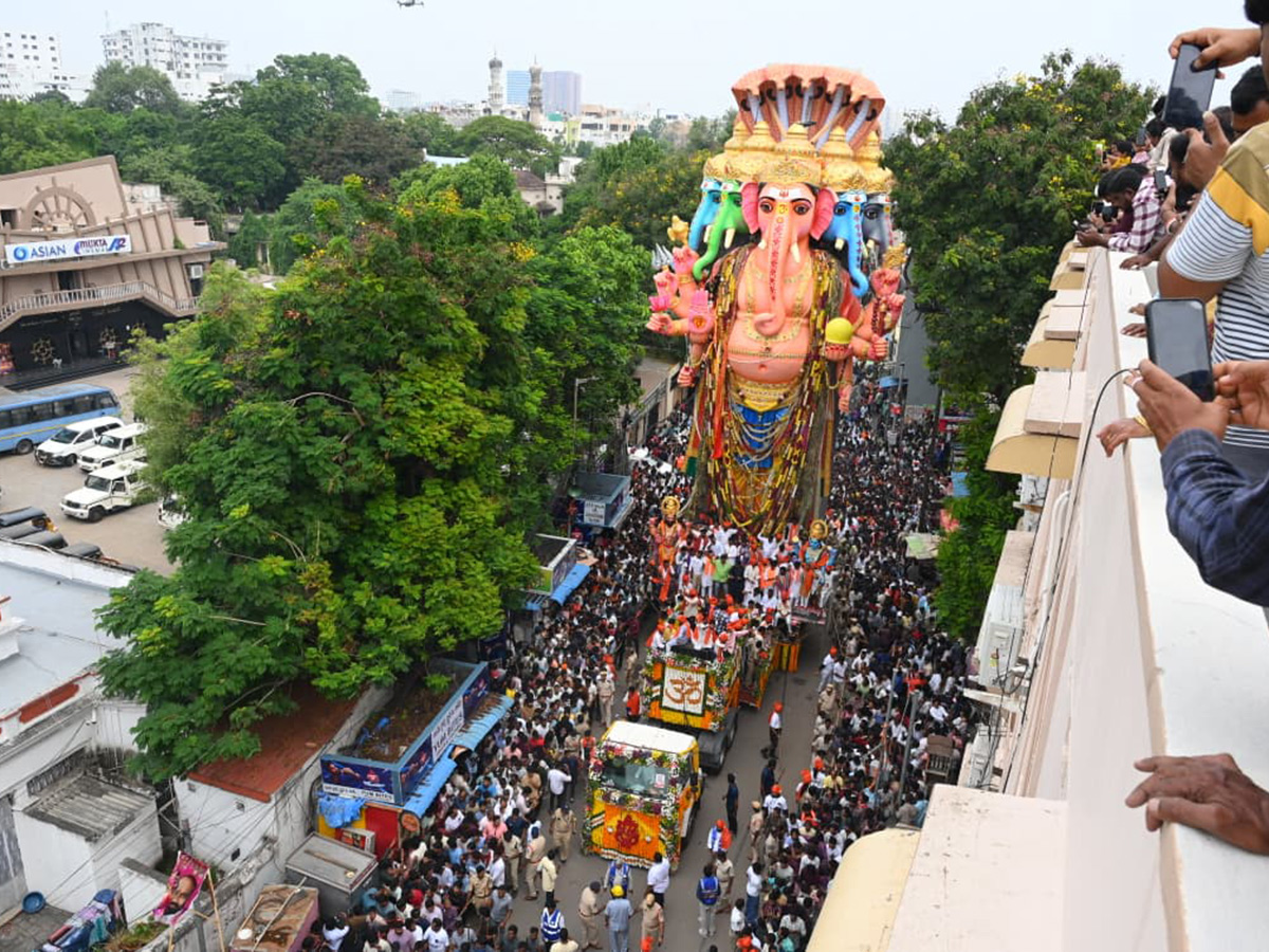Khairatabad Ganesh Shobha Yatra 2026 HD Photos25