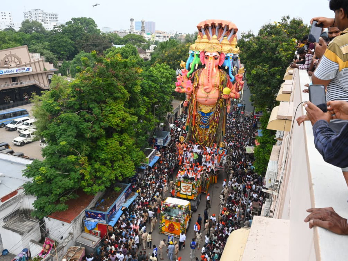 Khairatabad Ganesh Shobha Yatra 2026 HD Photos27