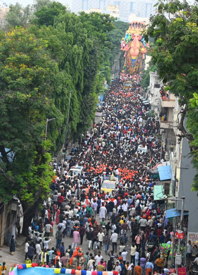 Khairatabad Ganesh Shobha Yatra 2026 HD Photos9