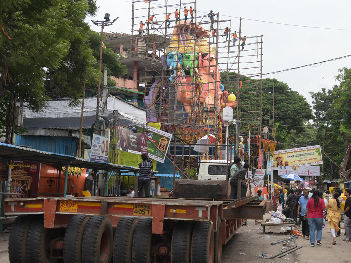 Khairatabad Maha Ganesh Nimajjanam Today14