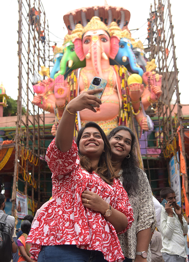 Khairatabad Maha Ganesh Nimajjanam Today17