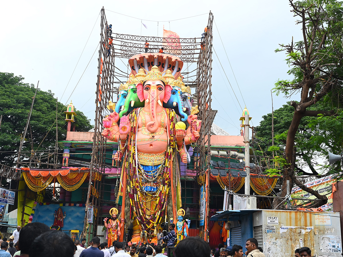 Khairatabad Maha Ganesh Nimajjanam Today3