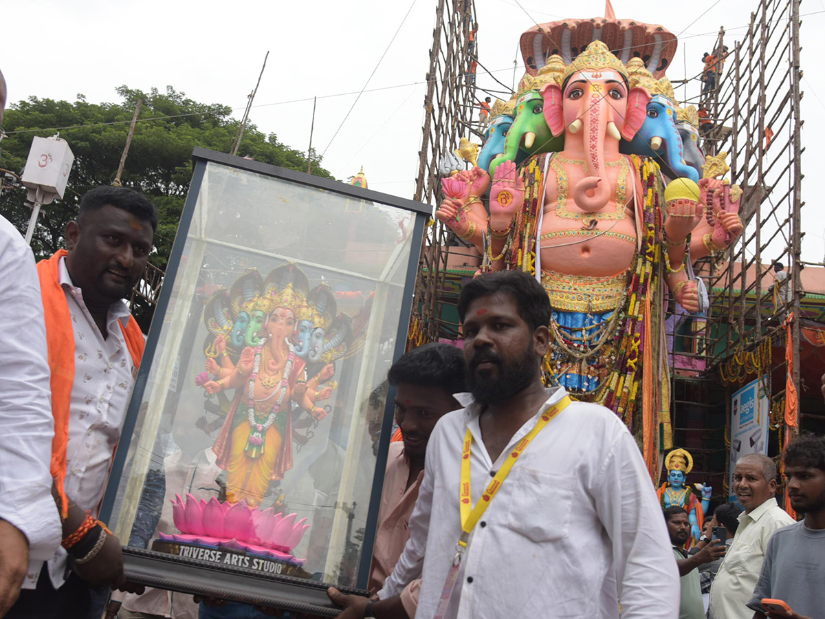 Khairatabad Maha Ganesh Nimajjanam Today5