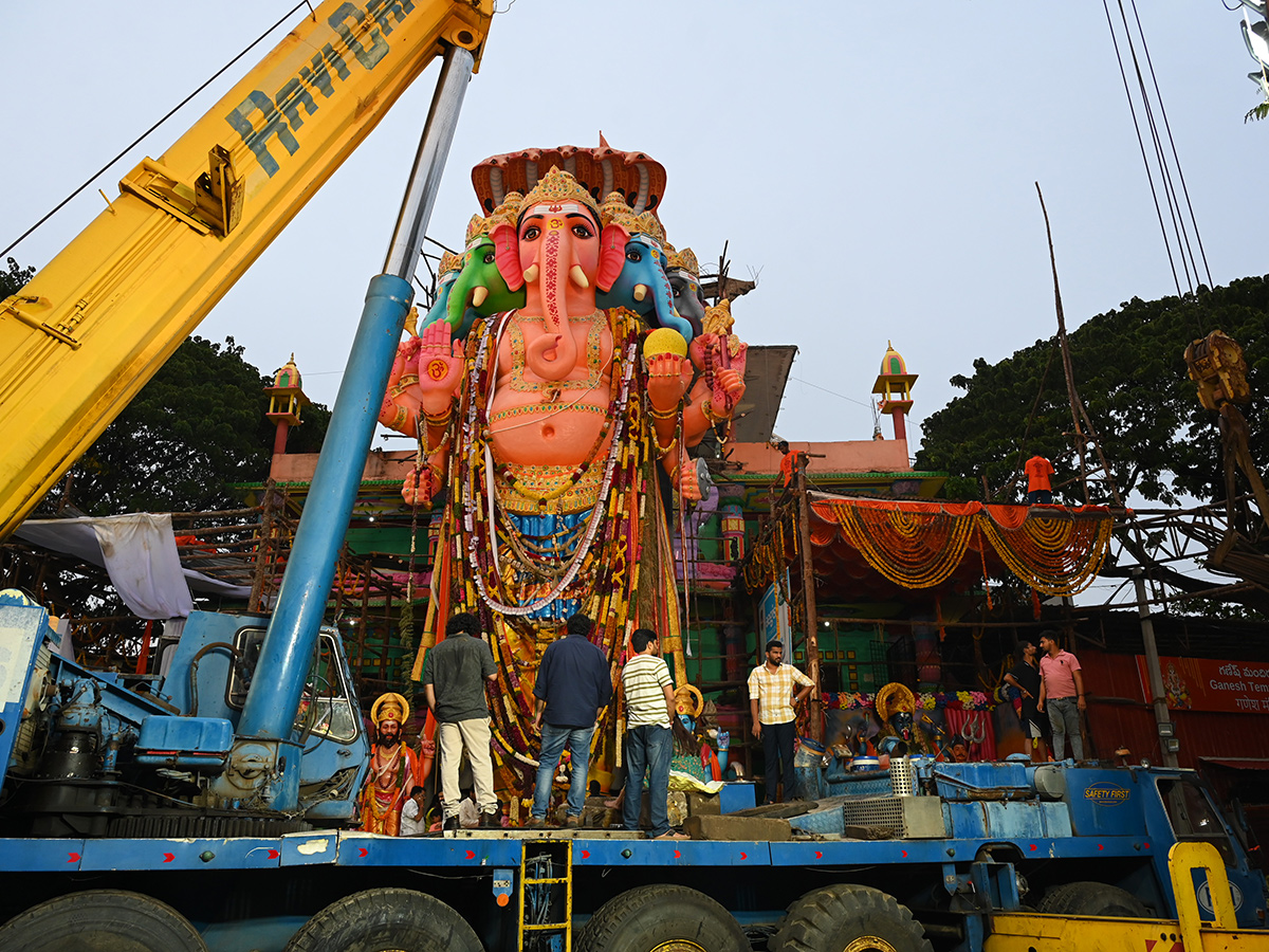 Khairatabad Maha Ganesh Nimajjanam Today7