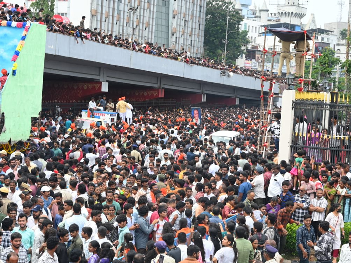 Khairatabad Ganesh Shobha Yatra 2026 HD Photos28