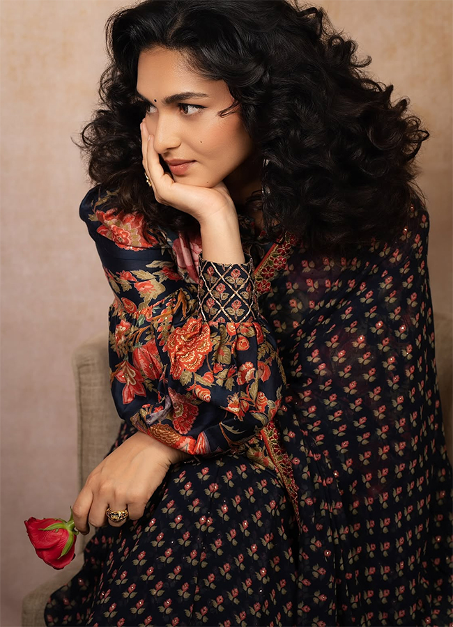The Paradise Movie : Actress Kayadu Lohar Trending Now4